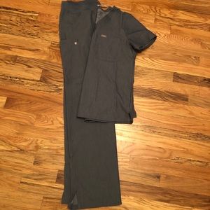 Figs one pocket scrub top & Kade cargo pants